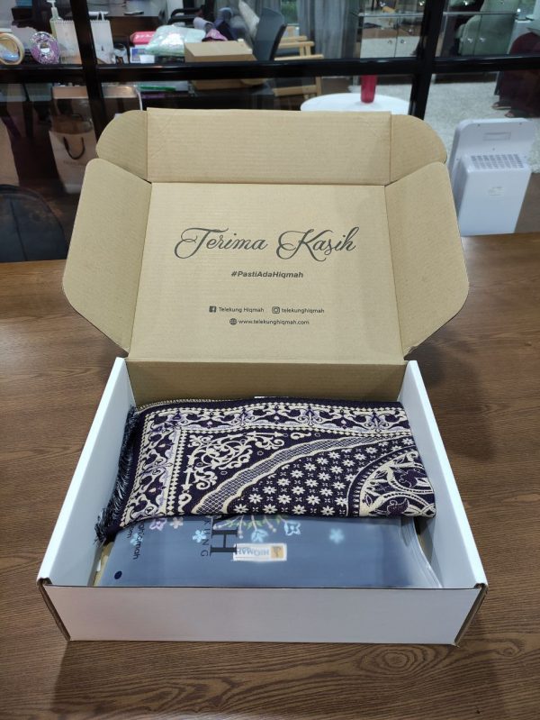 Pakej B Gift Box + Mini Sejadah - Telekung Hiqmah